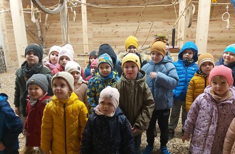 Przedszkolaki na wycieczce w Biłgoraju