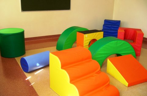 Plac zabaw i miejsce zabaw w szkole