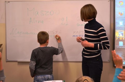 Wolontariat z AIESEC - studentki z Gruzji i Rosji