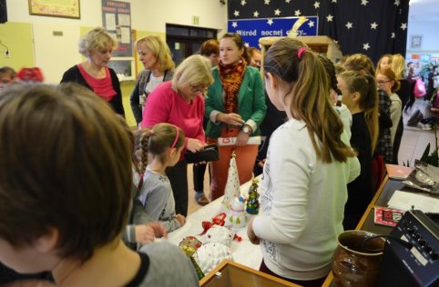 Kiermasz ozdób światecznych