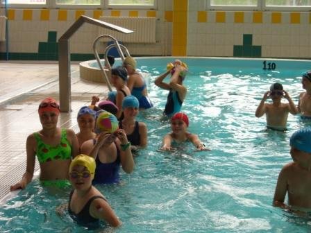 Wyjazdy uczniów na pływalnię w Leżajsku