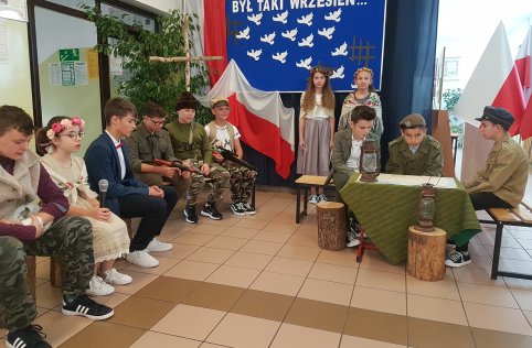 Dzień Patrona Szkoły oraz Narodowe Czytanie 