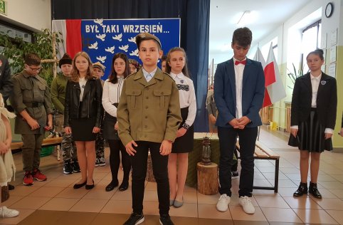 Dzień Patrona Szkoły oraz Narodowe Czytanie 