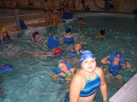 Wyjazdy uczniów na basen w Leżajsku