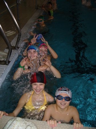 Wyjazdy uczniów na basen w Leżajsku