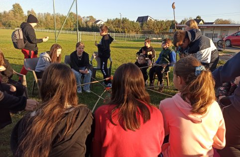 Ognisko z okazji Dnia Chłopaka 