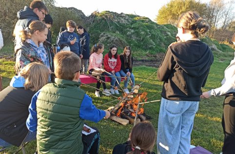 Ognisko z okazji Dnia Chłopaka 