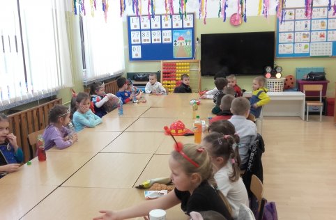 Zabawa karnawałowa u zerówiaków