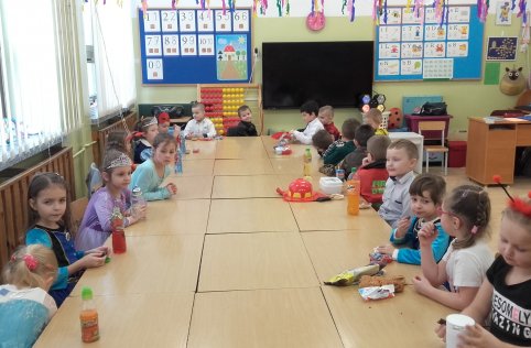 Zabawa karnawałowa u zerówiaków