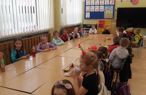 Zabawa karnawałowa u zerówiaków