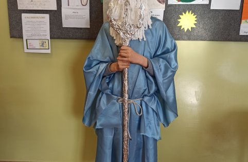 Bogowie greccy w klasie V