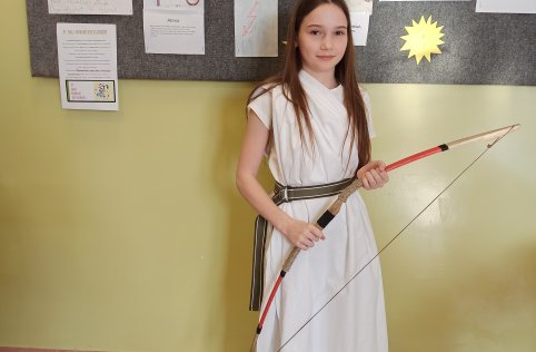 Bogowie greccy w klasie V