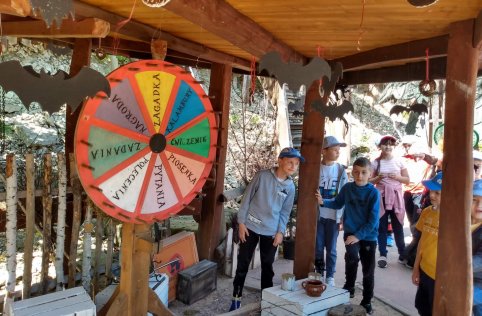 Wycieczka szkolna do Bałtowa