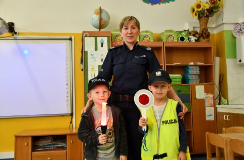 Spotkanie przedszkolaków z policjantką