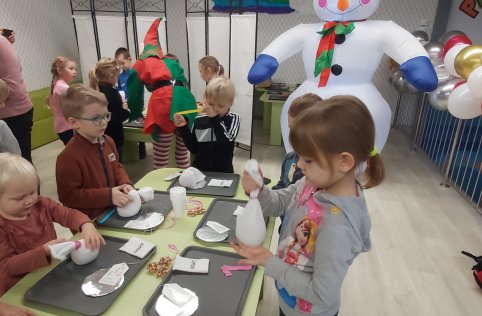 Wycieczka zerówki do BCK