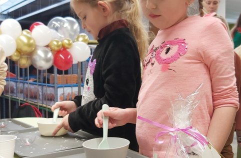 Wycieczka zerówki do BCK