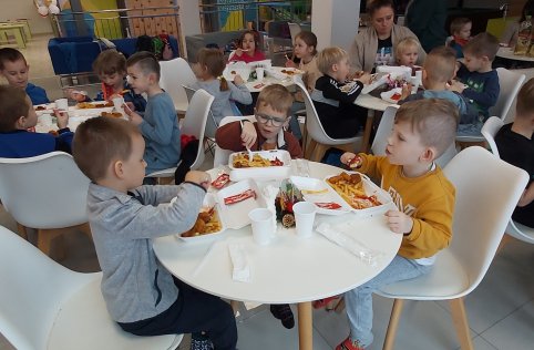 Wycieczka zerówki do BCK