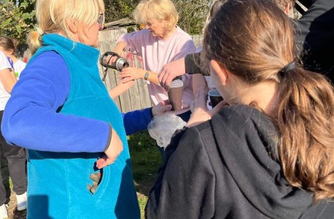 Sprzątanie cmentarza w Szarajówce - październik 2022