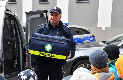 Przedszkole z wizytą na policji