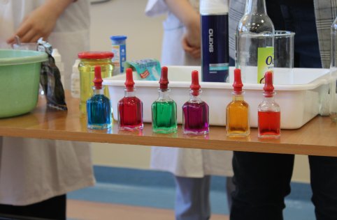 Pokazy fizyczne i chemiczne w naszej szkole