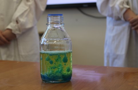 Pokazy fizyczne i chemiczne w naszej szkole