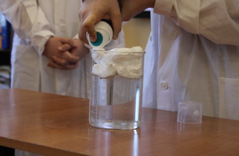 Pokazy fizyczne i chemiczne w naszej szkole