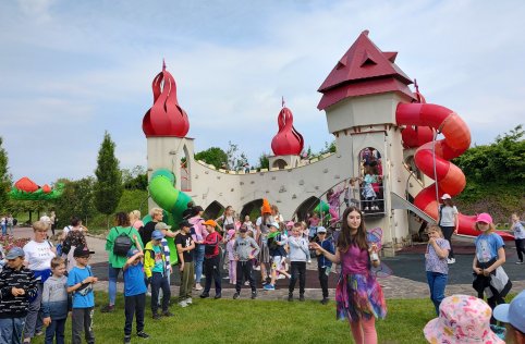 Wycieczka klas I-III do Magicznych Ogrodów