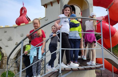 Wycieczka klas I-III do Magicznych Ogrodów