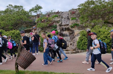 Wycieczka klas I-III do Magicznych Ogrodów