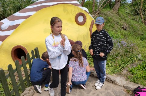 Wycieczka klas I-III do Magicznych Ogrodów