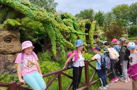 Wycieczka klas I-III do Magicznych Ogrodów