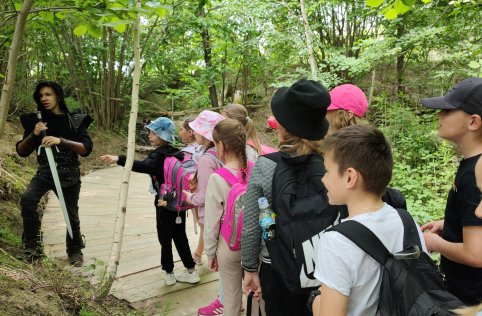 Wycieczka klas I-III do Magicznych Ogrodów