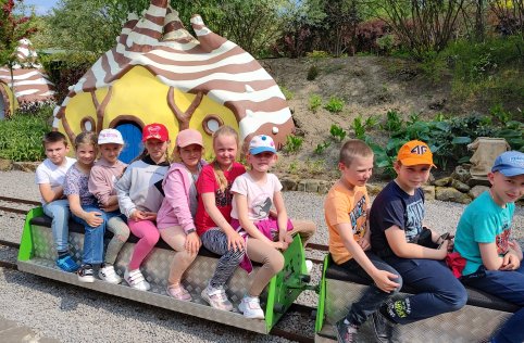 Wycieczka klas I-III do Magicznych Ogrodów