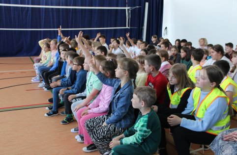 Spotkanie prewencyjne z przedstawicielami policji 