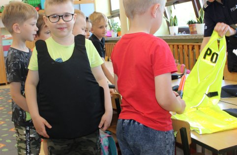 Policja w oddziałach przedszkolnych 2023