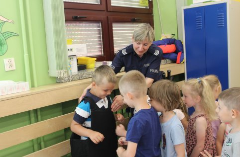Policja w oddziałach przedszkolnych 2023