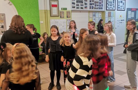 Andrzejki w klasach IV-VIII