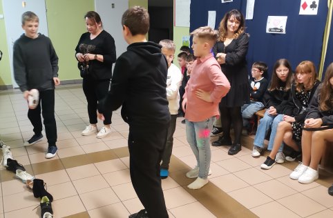 Andrzejki w klasach IV-VIII