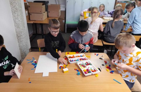 Zajęcia z robotyki - grudzień 2023