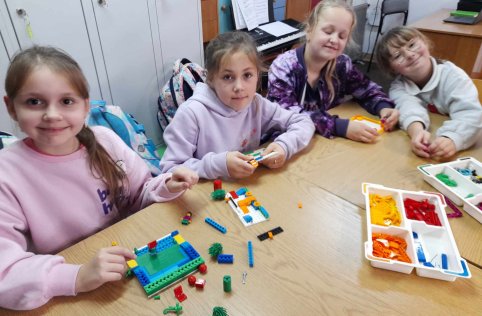 Zajęcia z robotyki - grudzień 2023