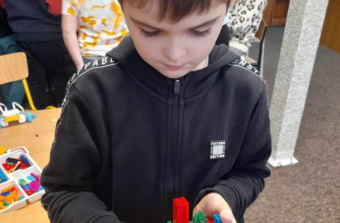 Zajęcia z robotyki - grudzień 2023