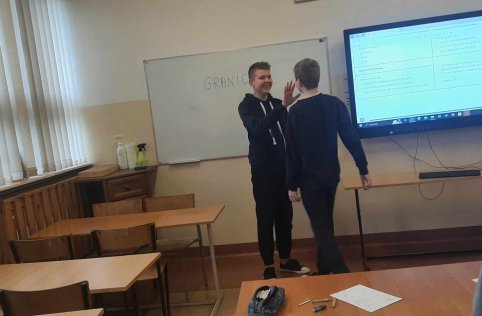 Godzina dla młodych głów