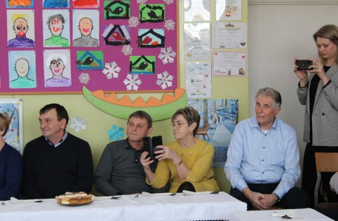 Oddziały przedszkolne świętują Dzień Babci i Dziadka