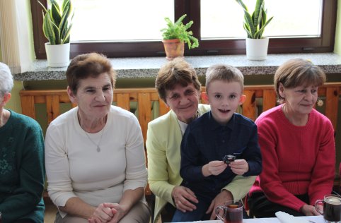 Oddziały przedszkolne świętują Dzień Babci i Dziadka