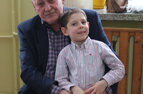 Oddziały przedszkolne świętują Dzień Babci i Dziadka