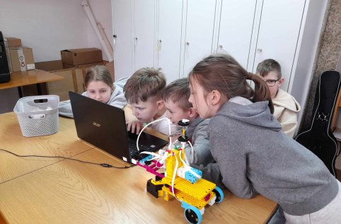 Zajęcia z robotyki - luty 2024