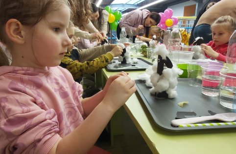 Przedszkolaki na wycieczce w Biłgoraju