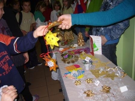 Kiermasz, Jasełka i Wigilia w szkole