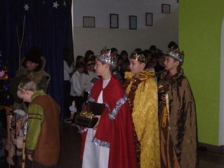 Kiermasz, Jasełka i Wigilia w szkole