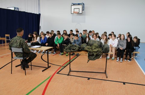 Projekt Edukacja z wojskiem w naszej szkole